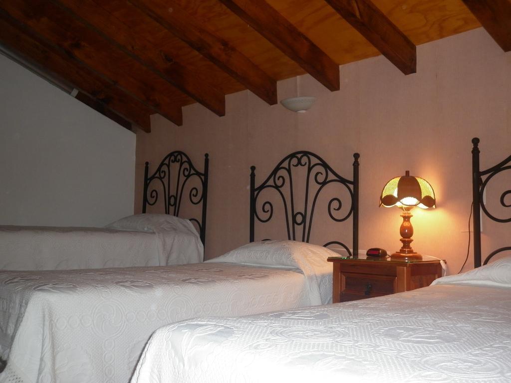 La Casita De Rosi Ξενοδοχείο Pátzcuaro Δωμάτιο φωτογραφία